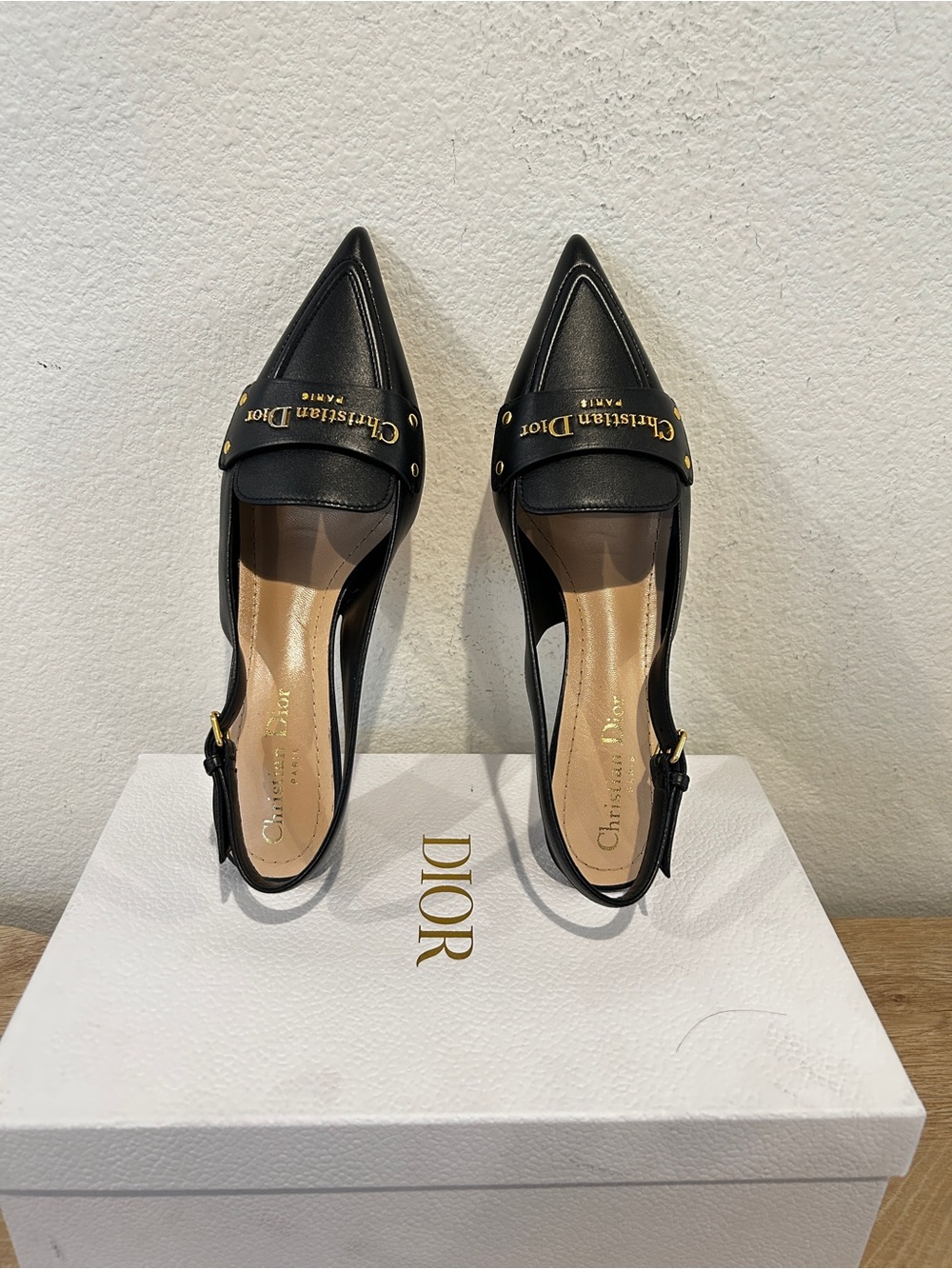 NIB DIOR Dior Boy Leather Slingback pumps w/gold-tone lettering, Size 38, $1300 - Picture 2 of 13